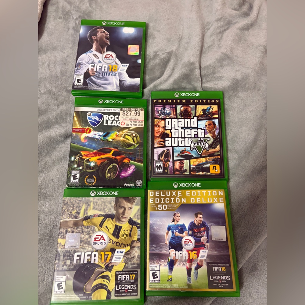 Green Game Collection Iconic Design